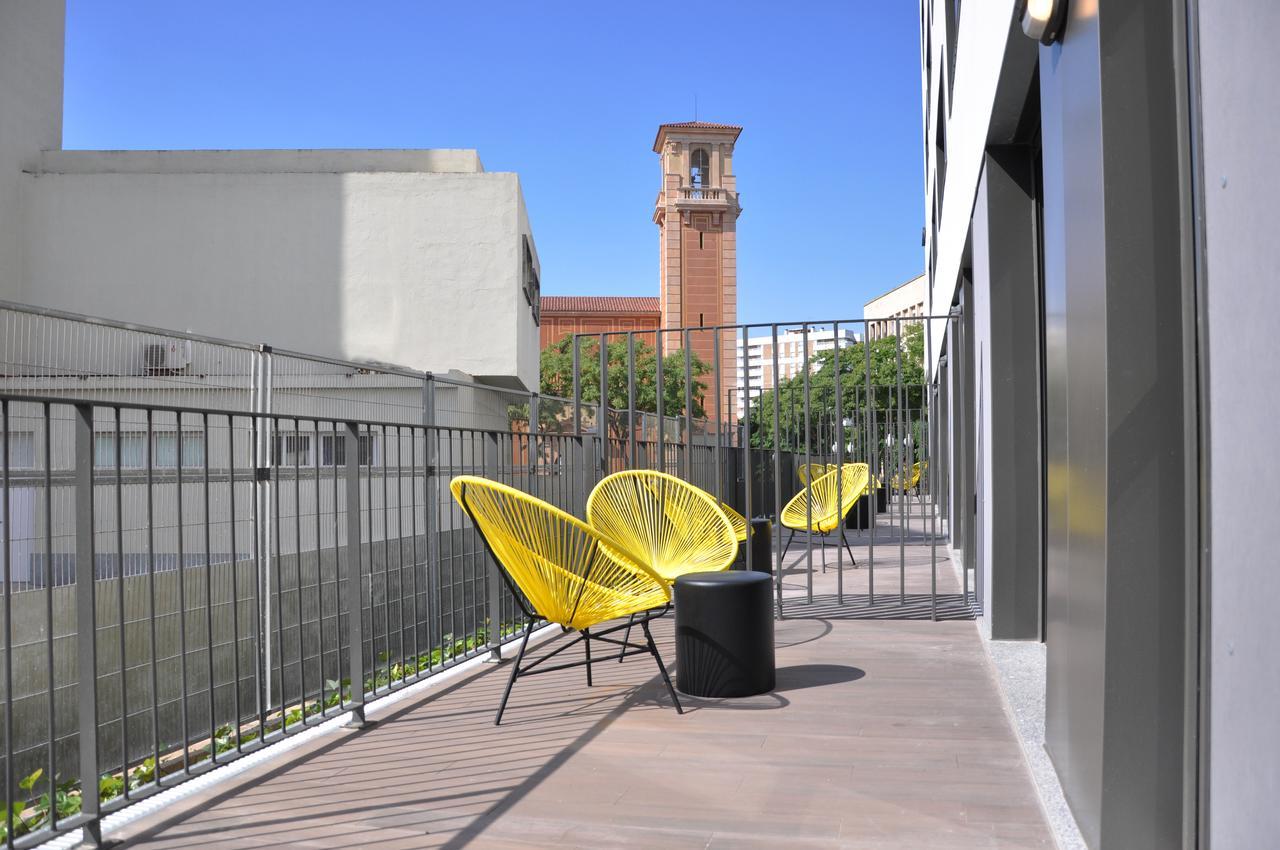 Residencia Universitaria Tarragona Mediterrani Hostel ภายนอก รูปภาพ